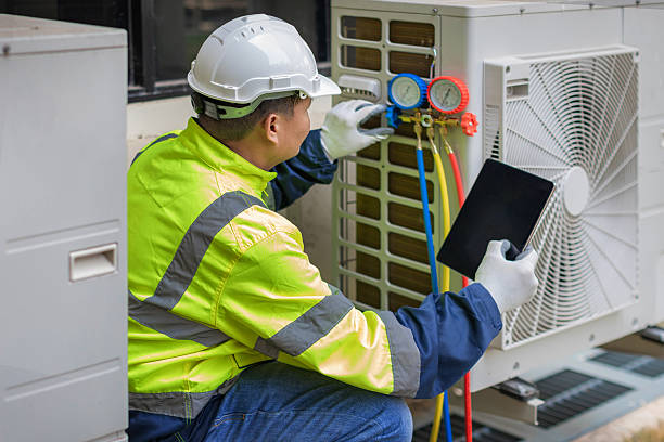 Professional Hvac Maintenance technician working in Wallis, TX